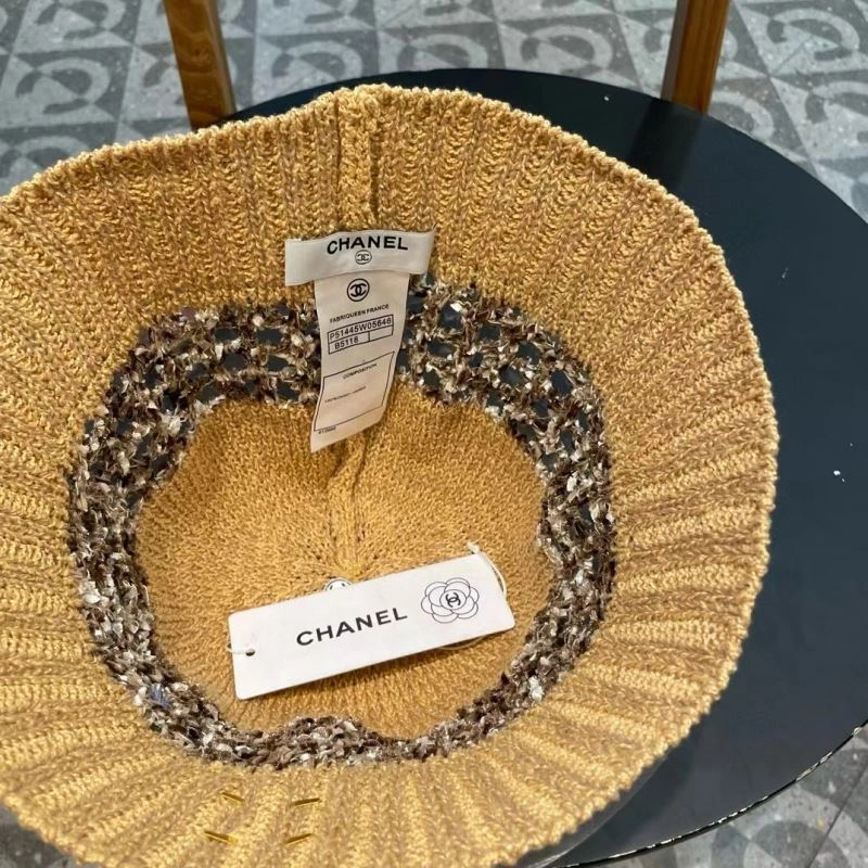 Snug Chanel Caps 262367