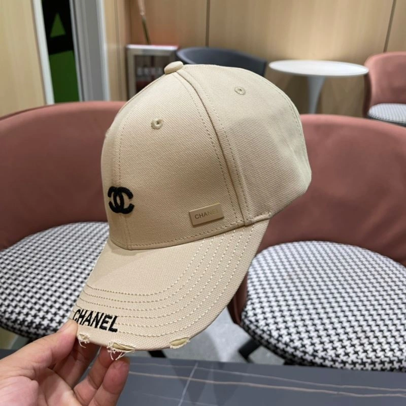Chic Chanel Caps 262361
