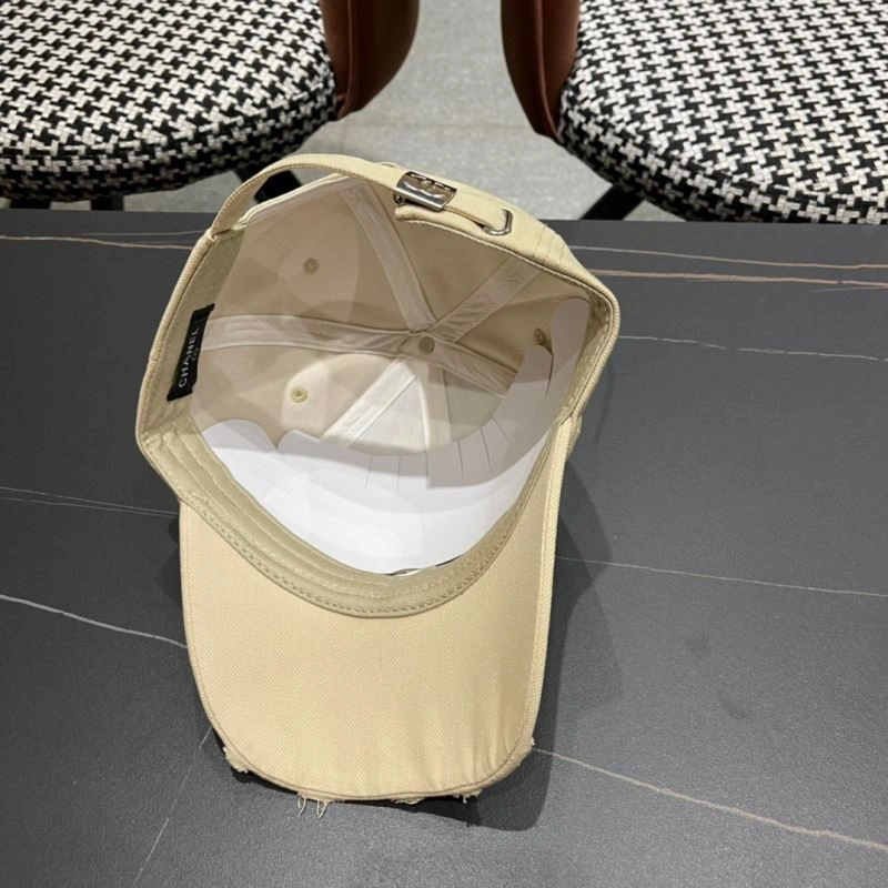 Chic Chanel Caps 262361