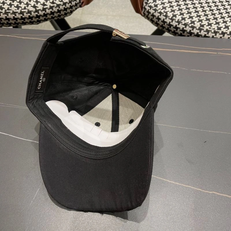 Chanel Caps FreshLook 262360