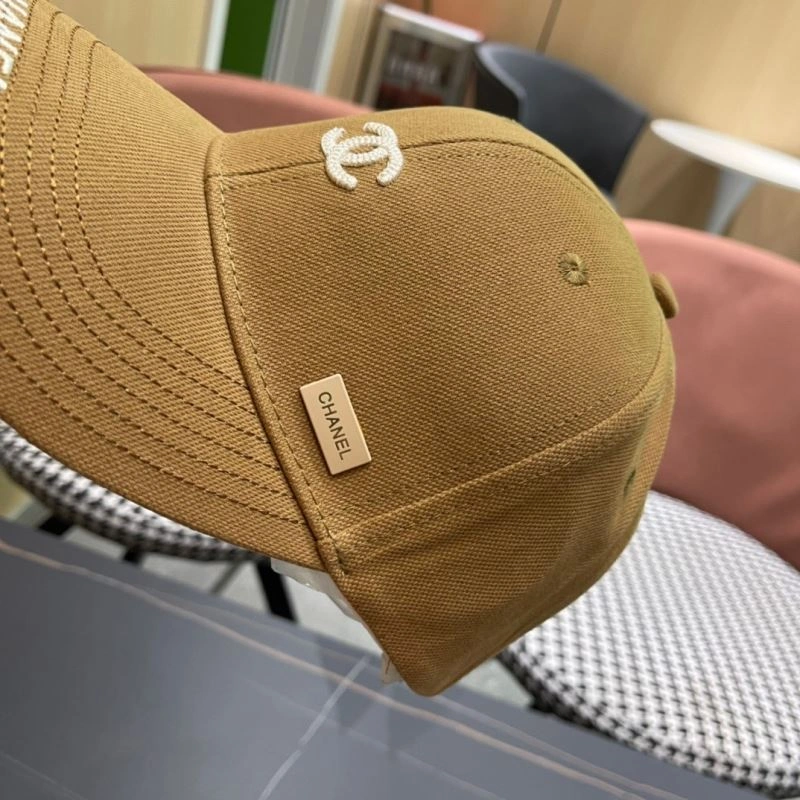 EyeCatching Chanel Caps 262358
