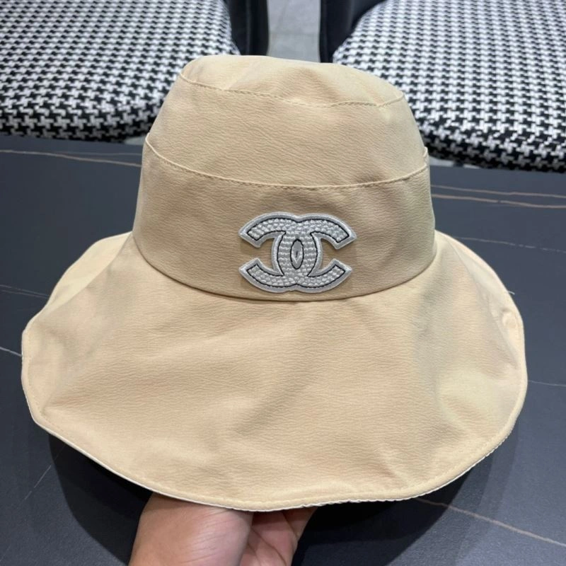 Bold Chanel Caps 262331