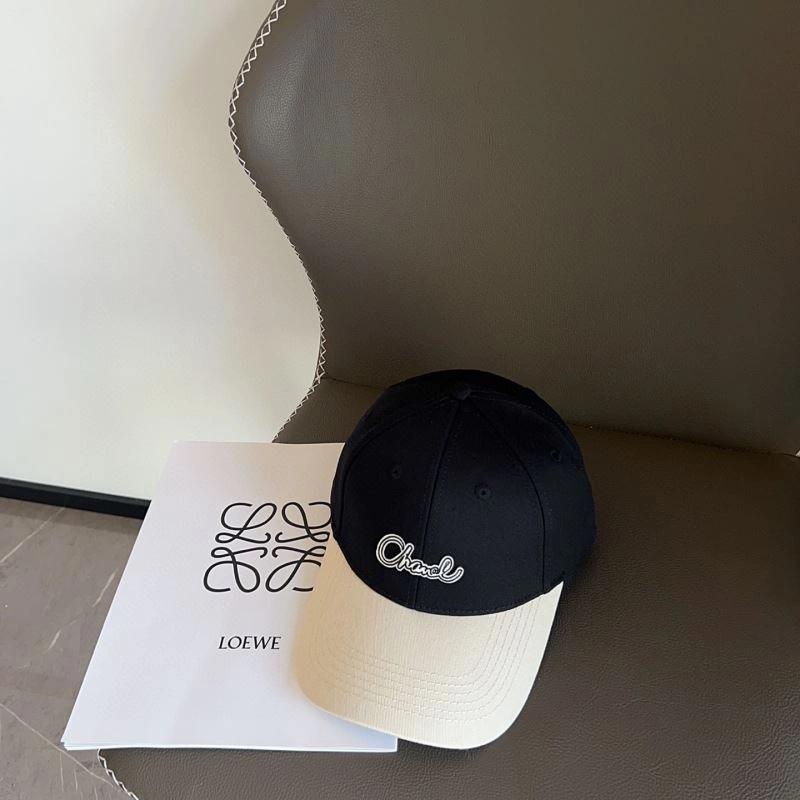 Breathable Chanel Caps 262327