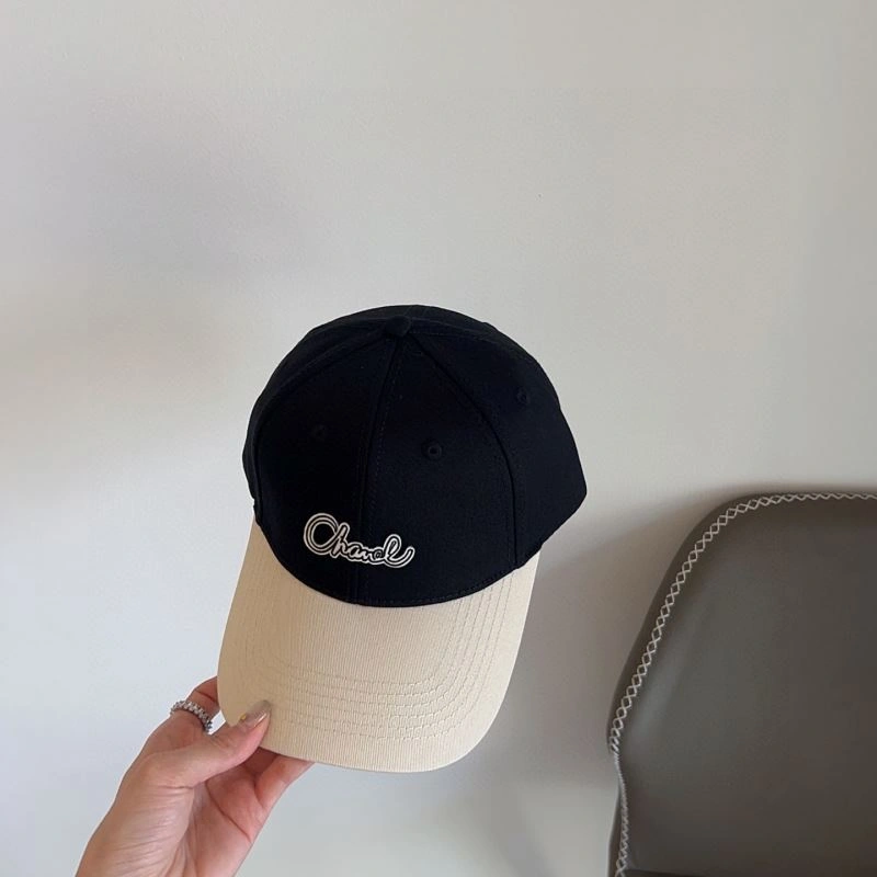 Breathable Chanel Caps 262327