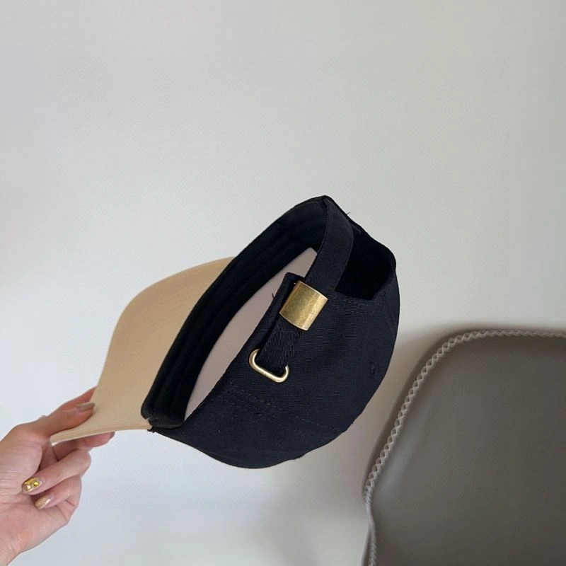 Breathable Chanel Caps 262327