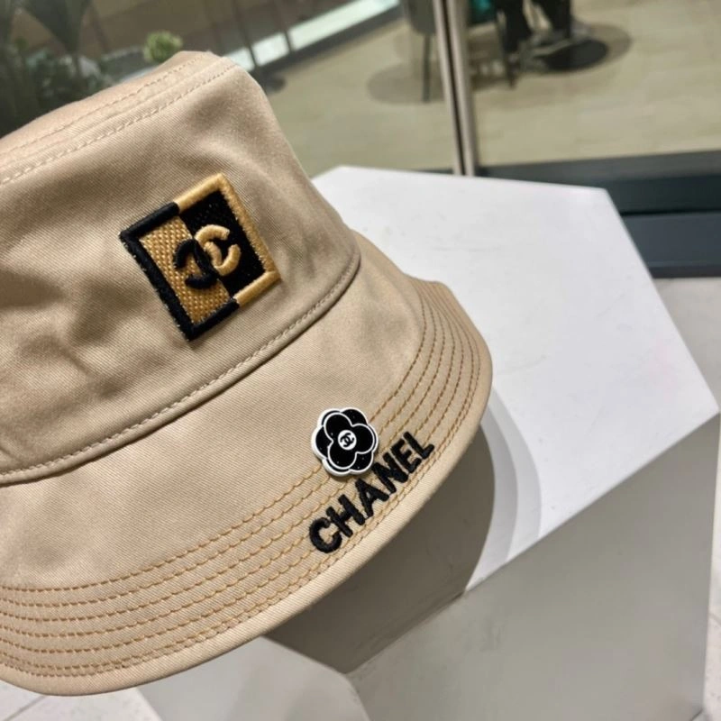 FashionForward Chanel Caps 262320
