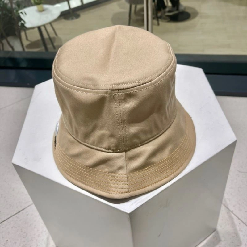FashionForward Chanel Caps 262320