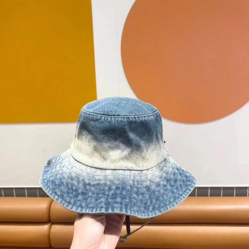 Chanel Caps Sporty 262308
