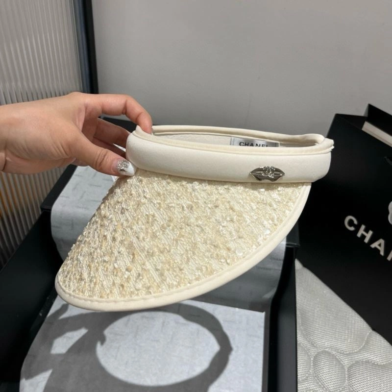 Chanel Caps EyeCatching 262286