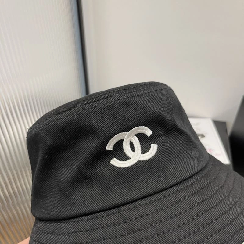UrbanStyle Chanel Caps 262301