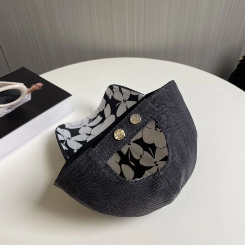 Chanel Caps Sleek 262295