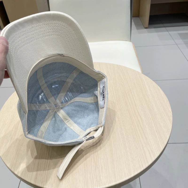 Trendsetting Chanel Caps 262292