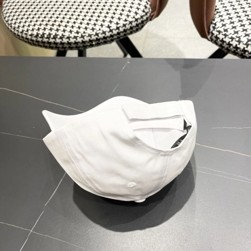 Snug Chanel Caps 262269
