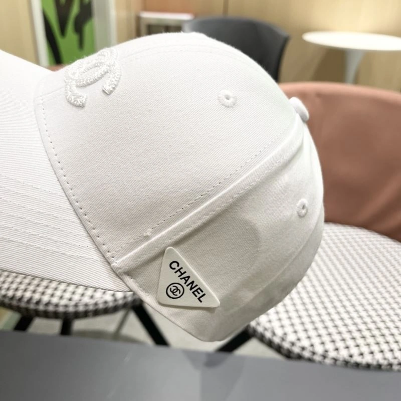 Snug Chanel Caps 262269