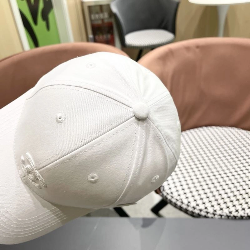 Snug Chanel Caps 262269