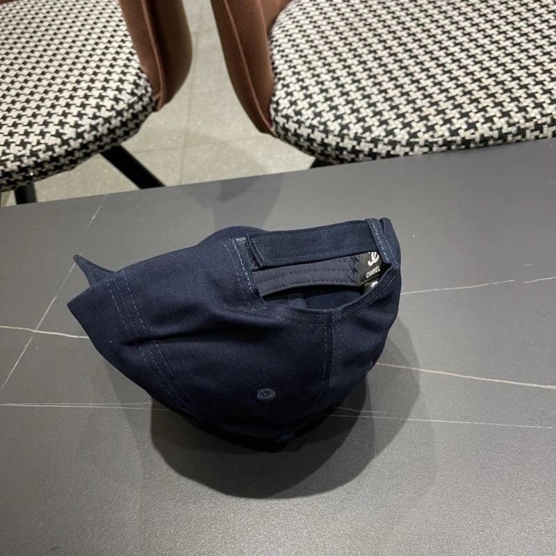 Lightweight Chanel Caps 262256