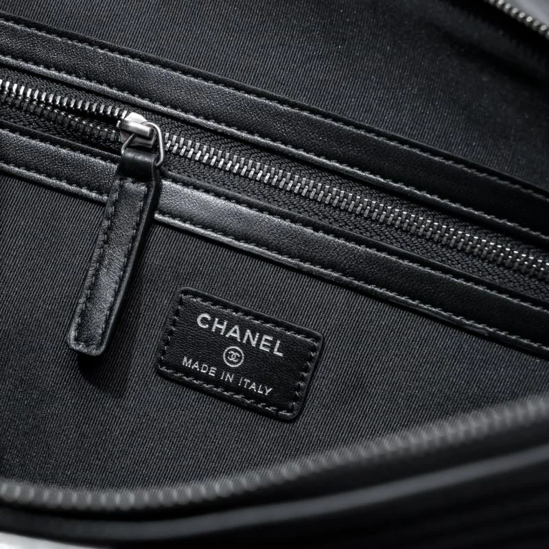 Chanel Clutch Bags Resilient 54078