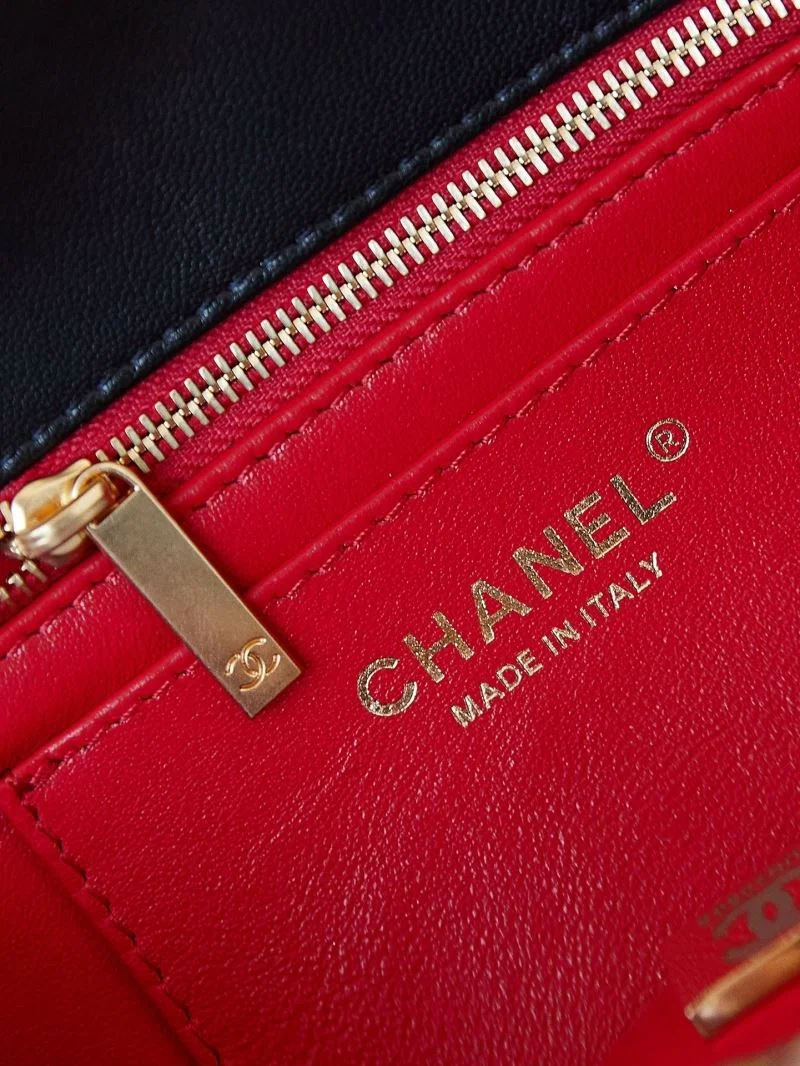 WeatherProof Chanel Clutch Bags 53982
