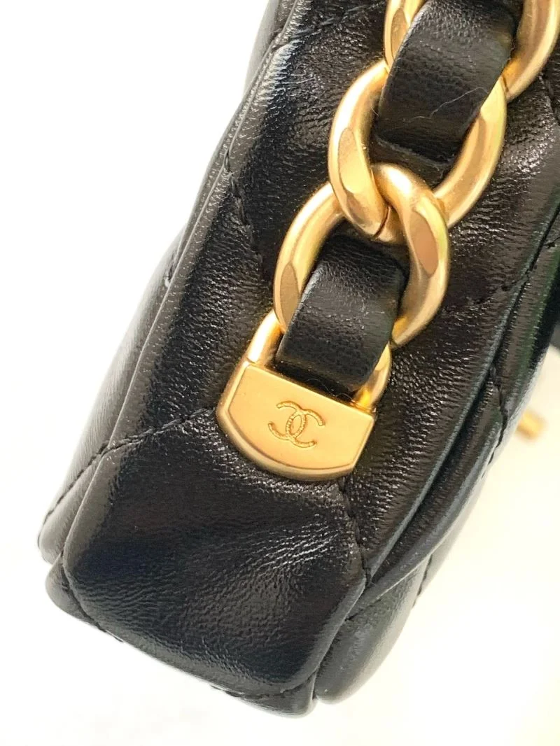 Refined Chanel Clutch Bags 53421