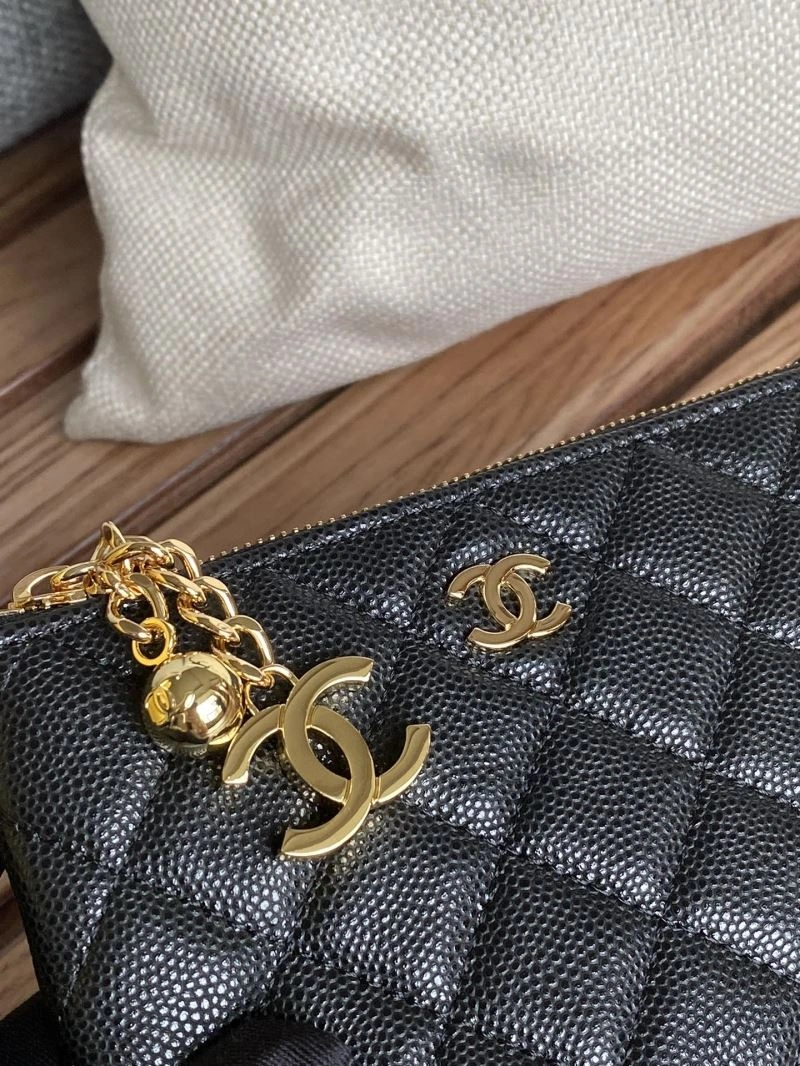 Breathable Chanel Clutch Bags 57220