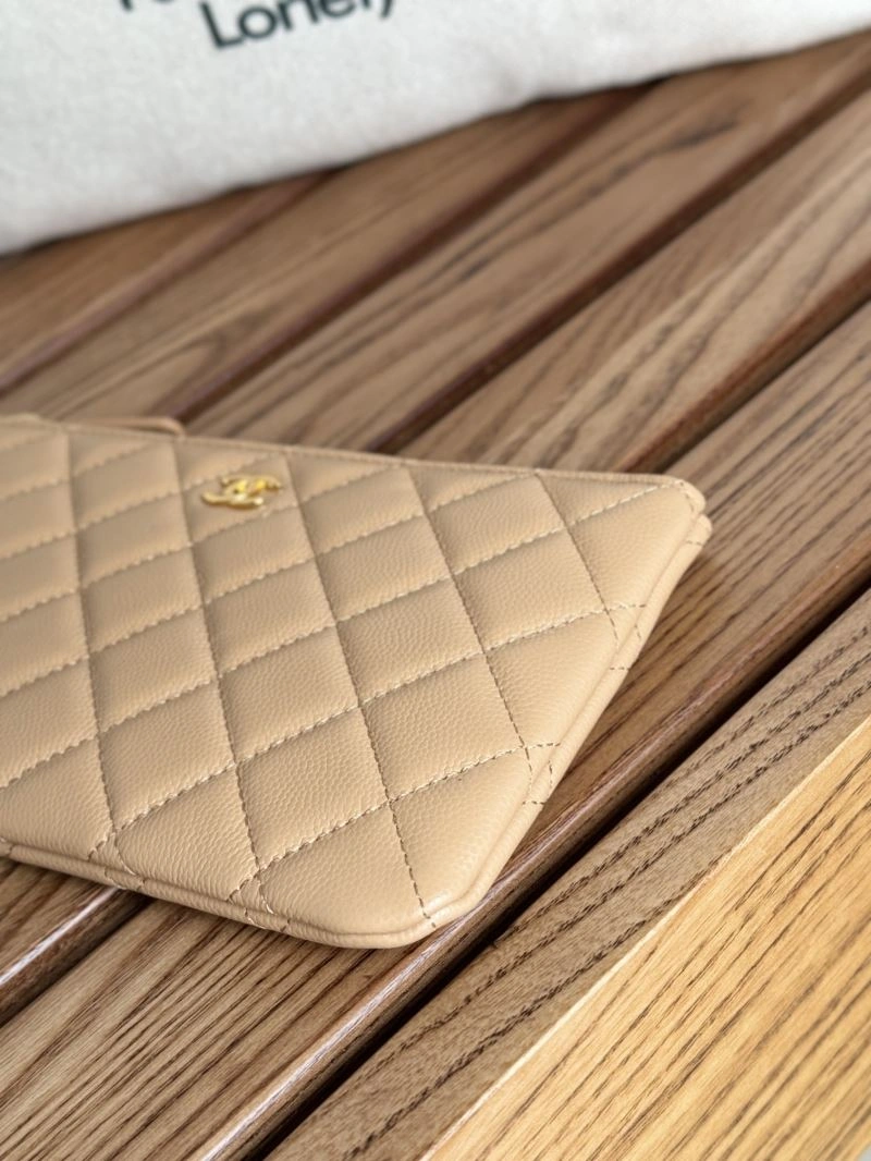Packable Chanel Clutch Bags 57230