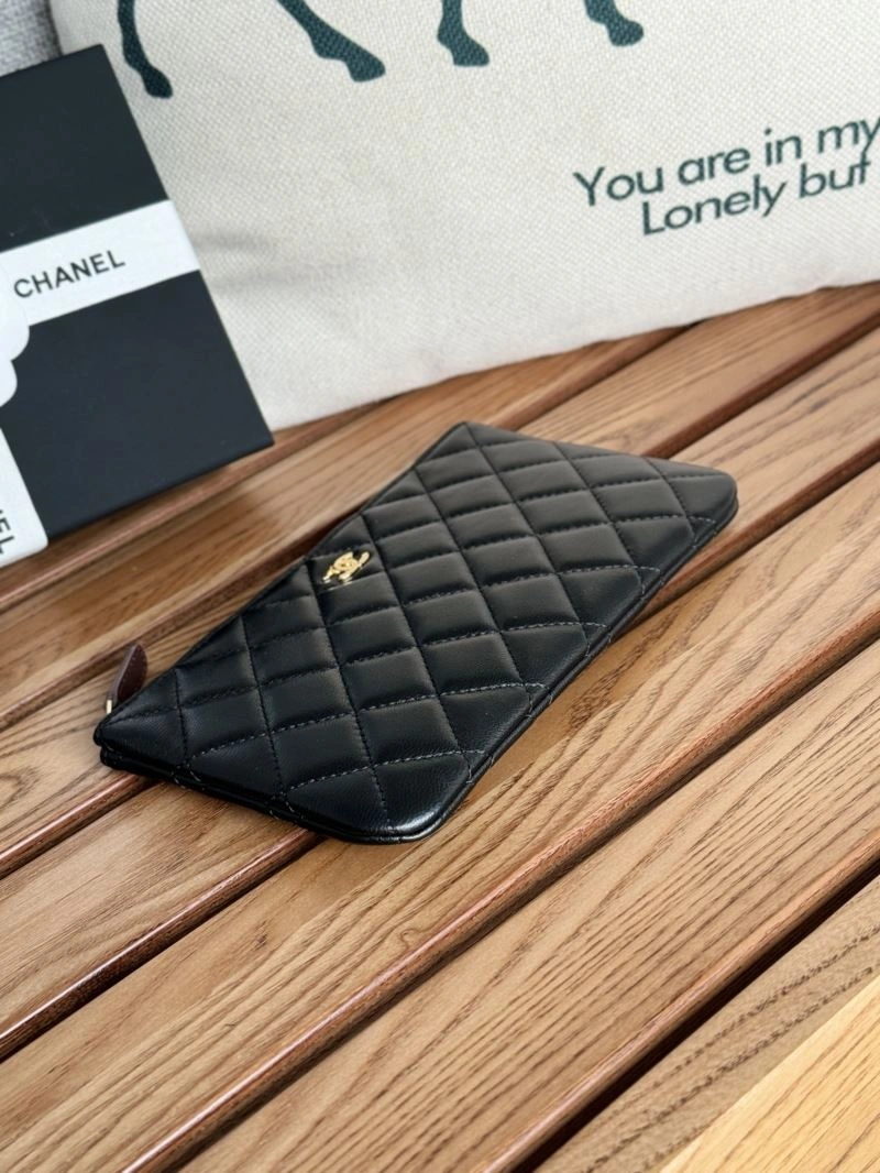 WeatherProof Chanel Clutch Bags 57224