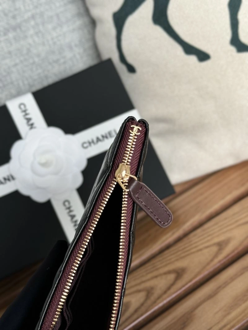 WeatherProof Chanel Clutch Bags 57224