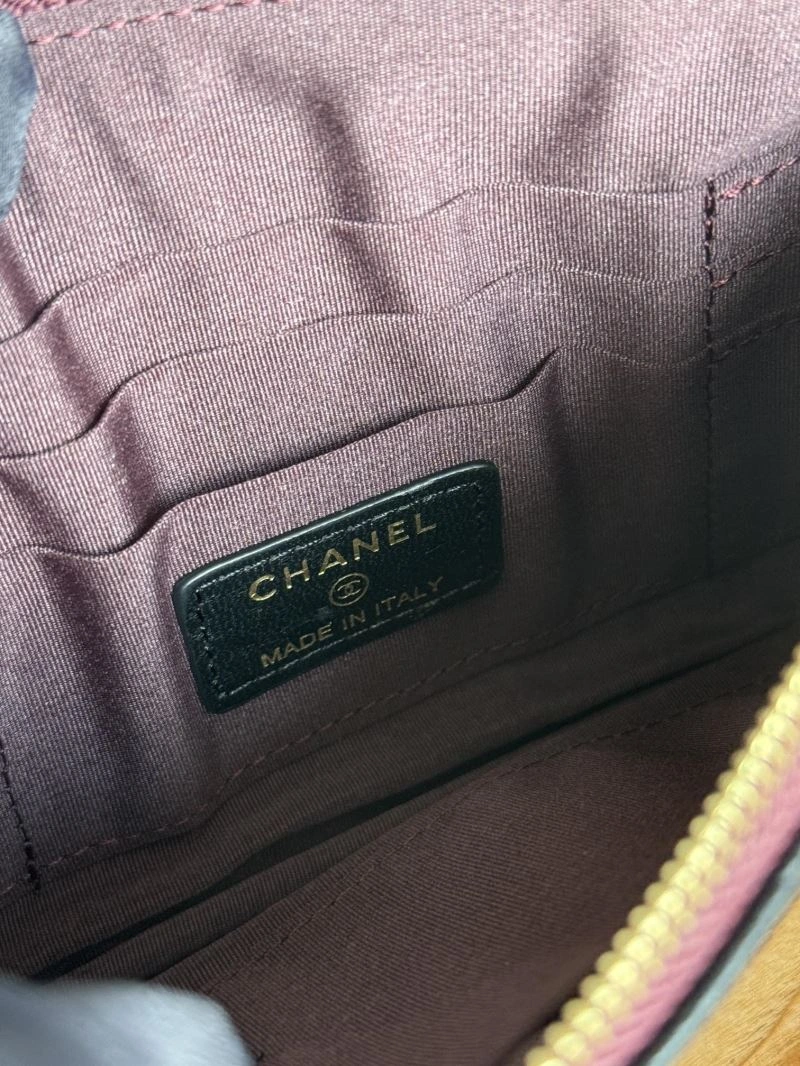 WeatherProof Chanel Clutch Bags 57224