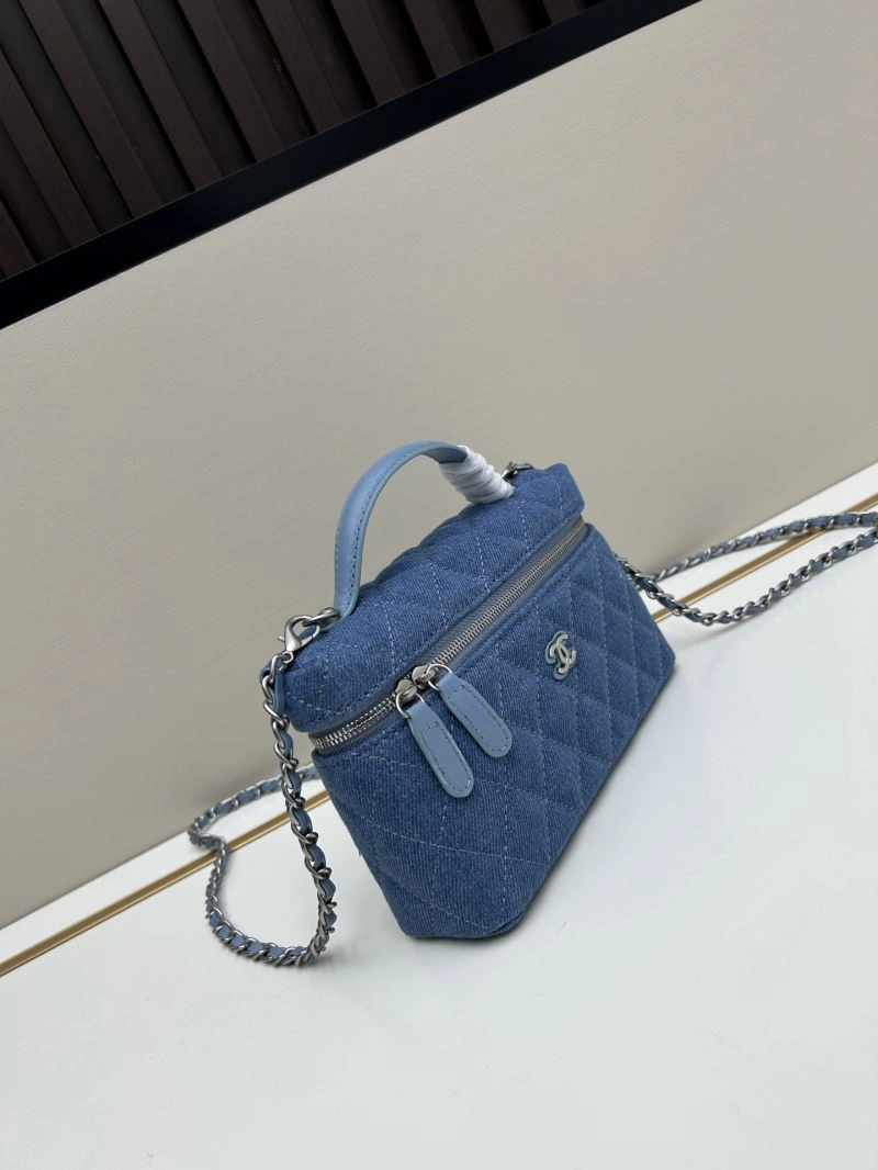 Resilient Chanel Cosmetic Bags 84412