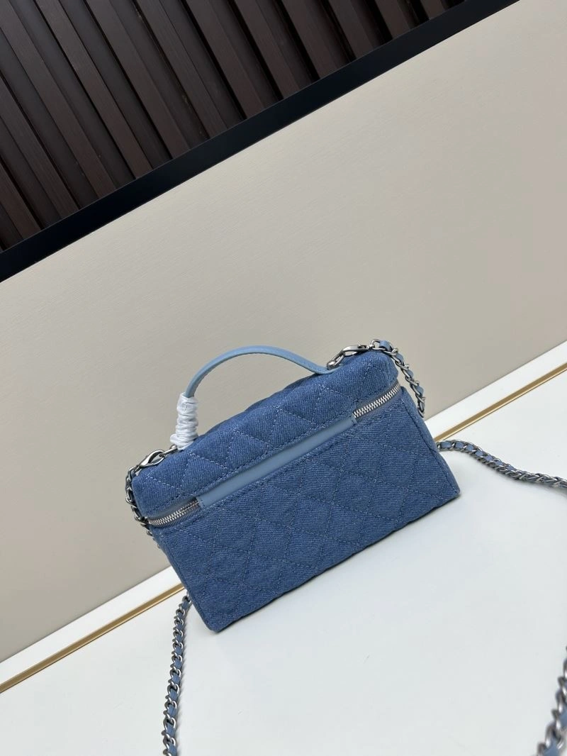 Resilient Chanel Cosmetic Bags 84412