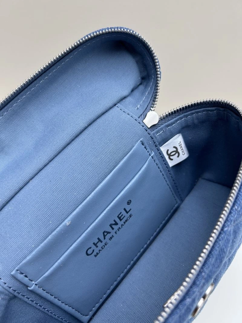 Resilient Chanel Cosmetic Bags 84412