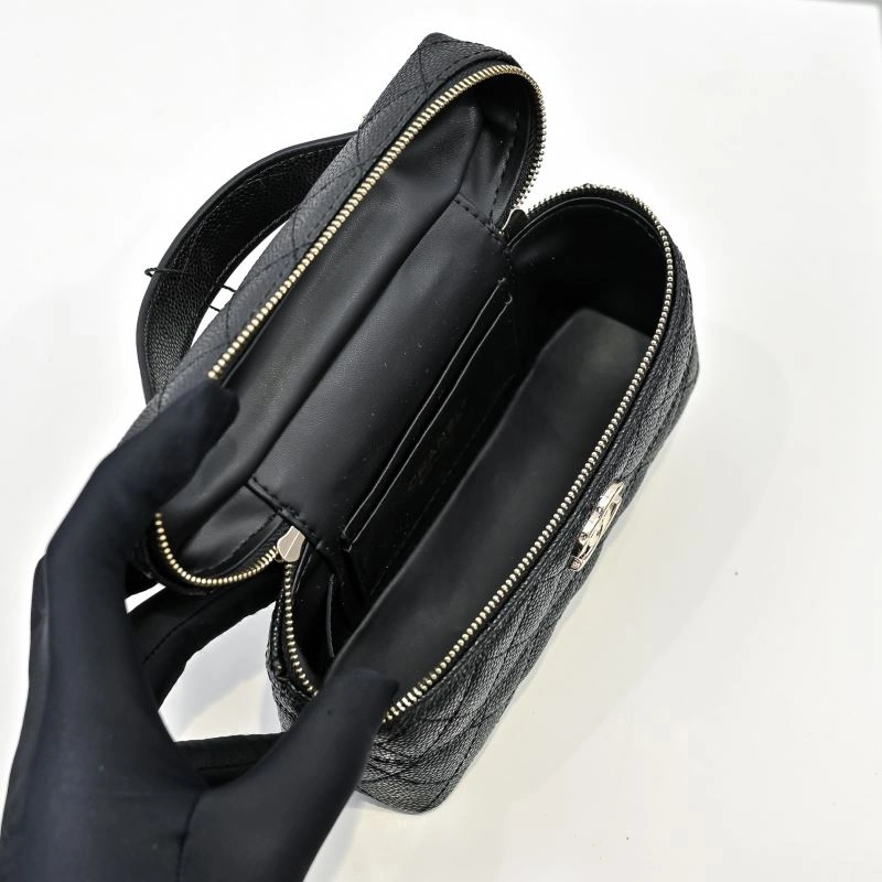 Attractive Chanel Cosmetic Bags 89284
