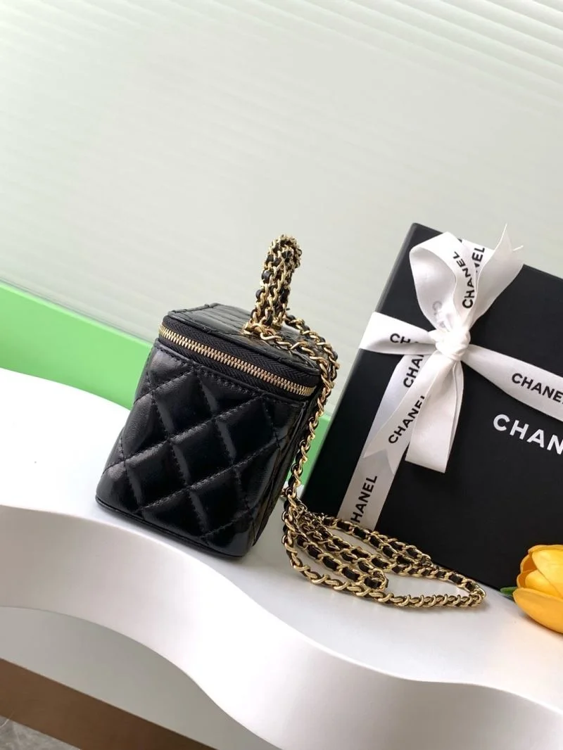 SunProtective Chanel Cosmetic Bags 53949