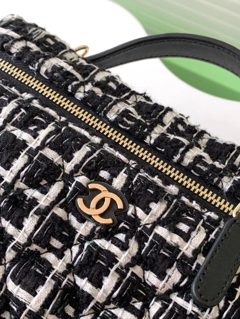 Chanel Cosmetic Bags Reliable 54060