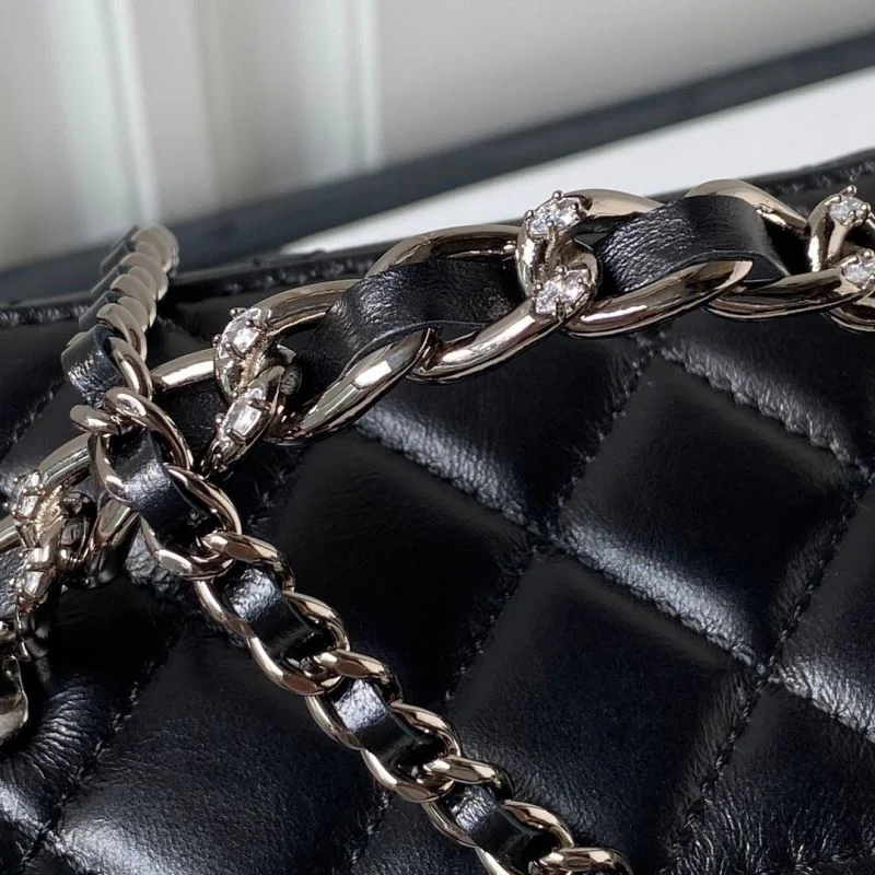 Chanel Cosmetic Bags TechFriendly 53947