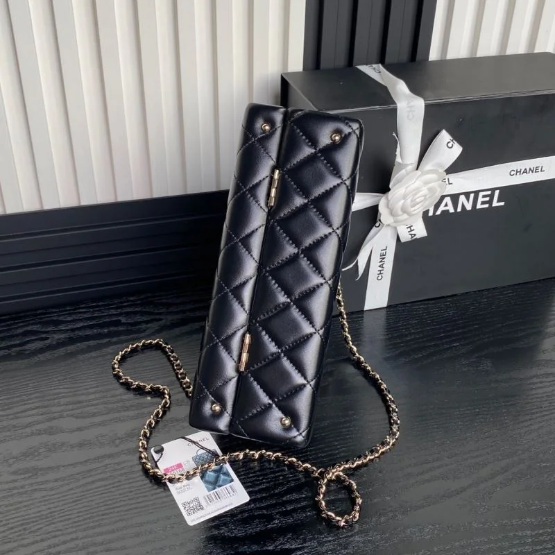 ComfortFit Chanel Cosmetic Bags 53946