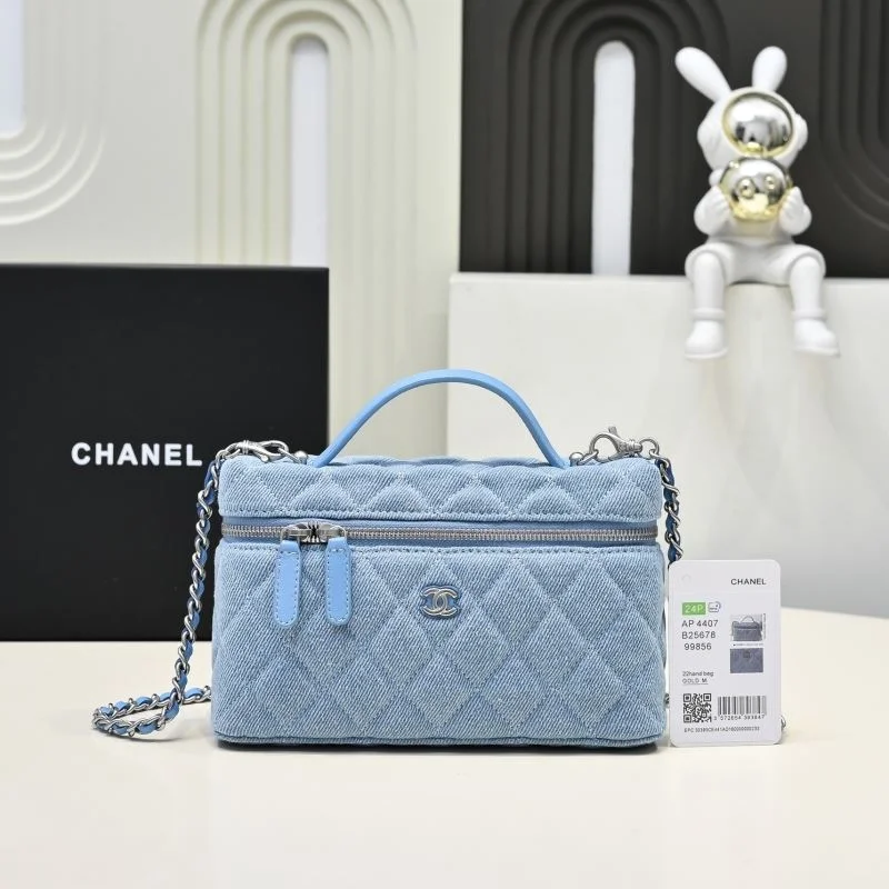 Chanel Cosmetic Bags Modern 54021