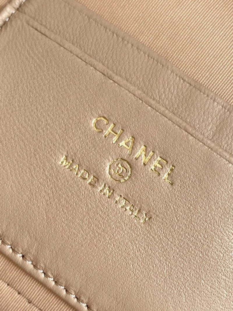 Vibrant Chanel Cosmetic Bags 53937