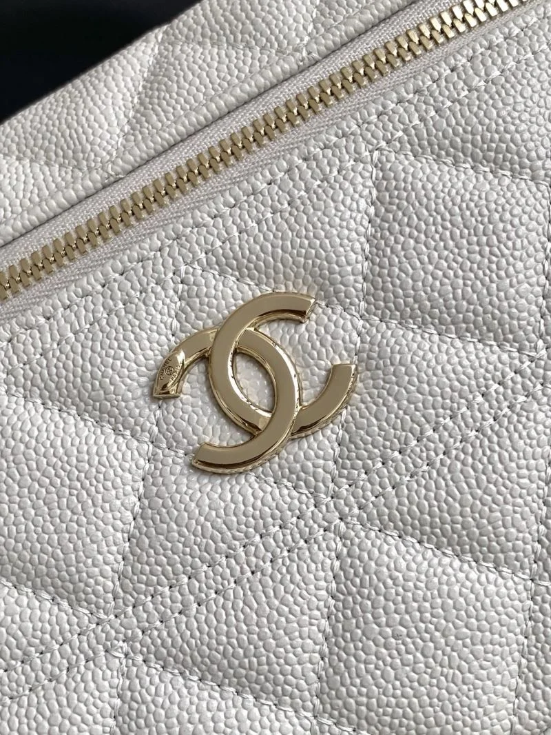 Functional Chanel Cosmetic Bags 53940