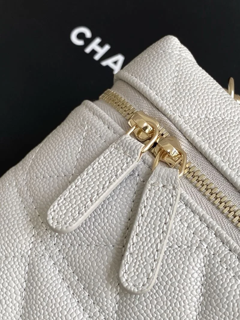 Functional Chanel Cosmetic Bags 53940