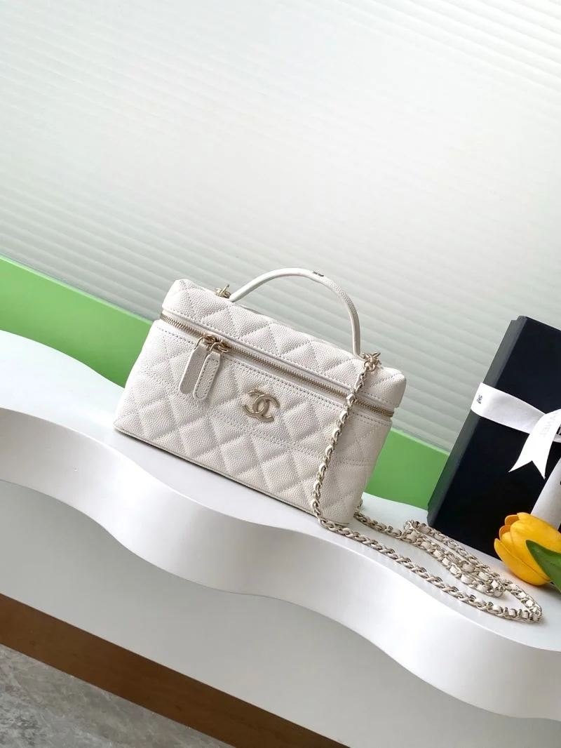 Unisex Chanel Cosmetic Bags 53968