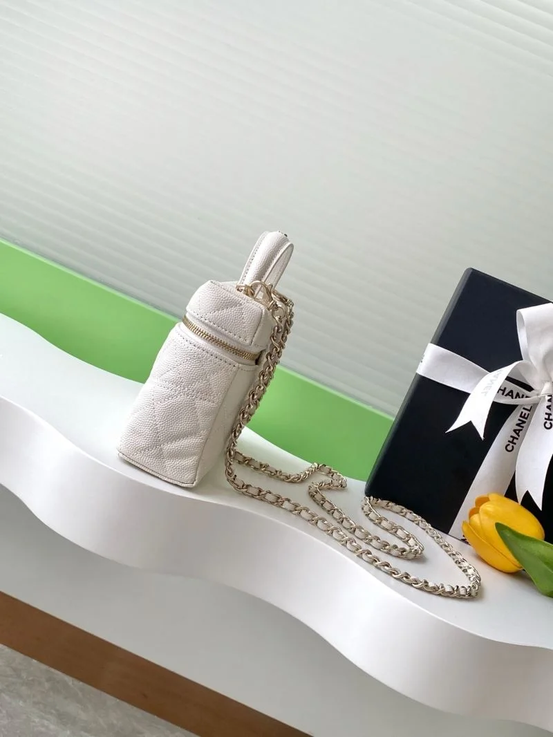 Unisex Chanel Cosmetic Bags 53968