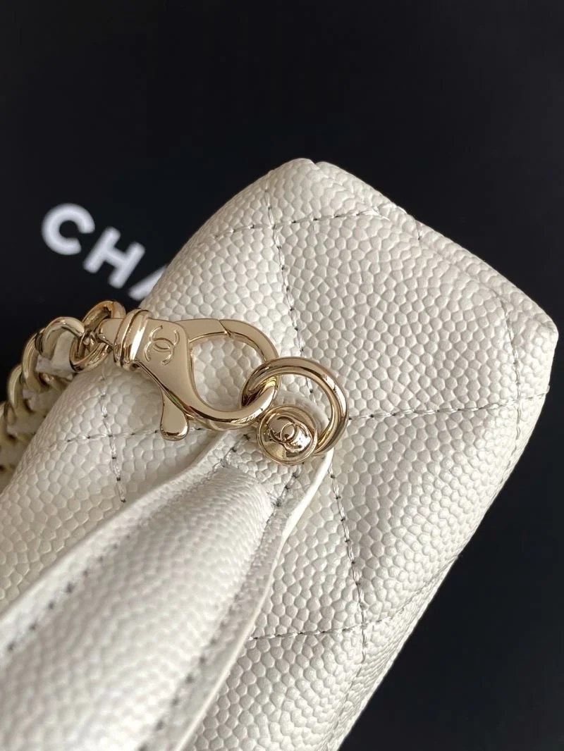 Unisex Chanel Cosmetic Bags 53968
