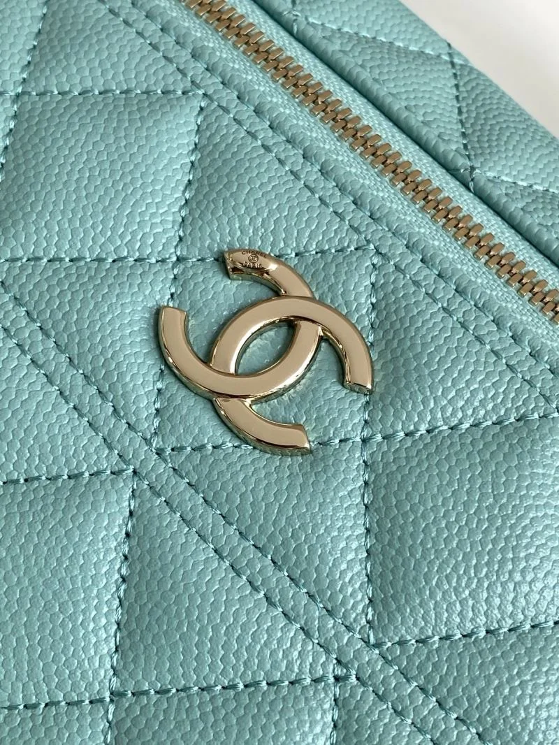 Chanel Cosmetic Bags TimelessDesign 53932