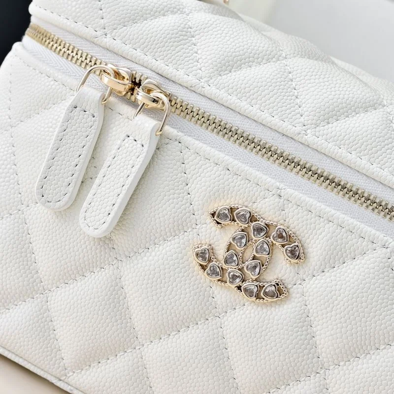 Chanel Cosmetic Bags TechFriendly 53923