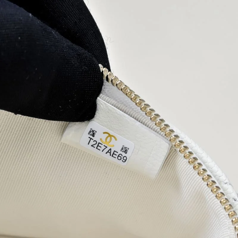 Chanel Cosmetic Bags TechFriendly 53923