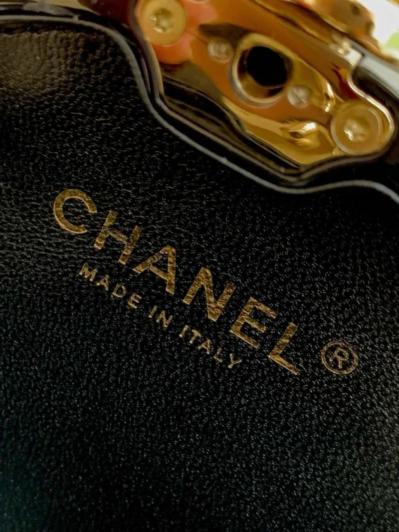 Chanel Cosmetic Bags Affordable 53425