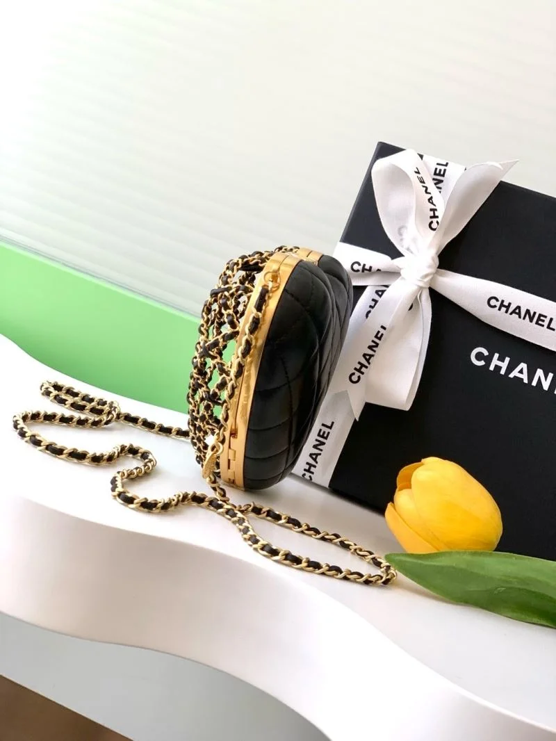 Chanel Cosmetic Bags WellDesigned 53432