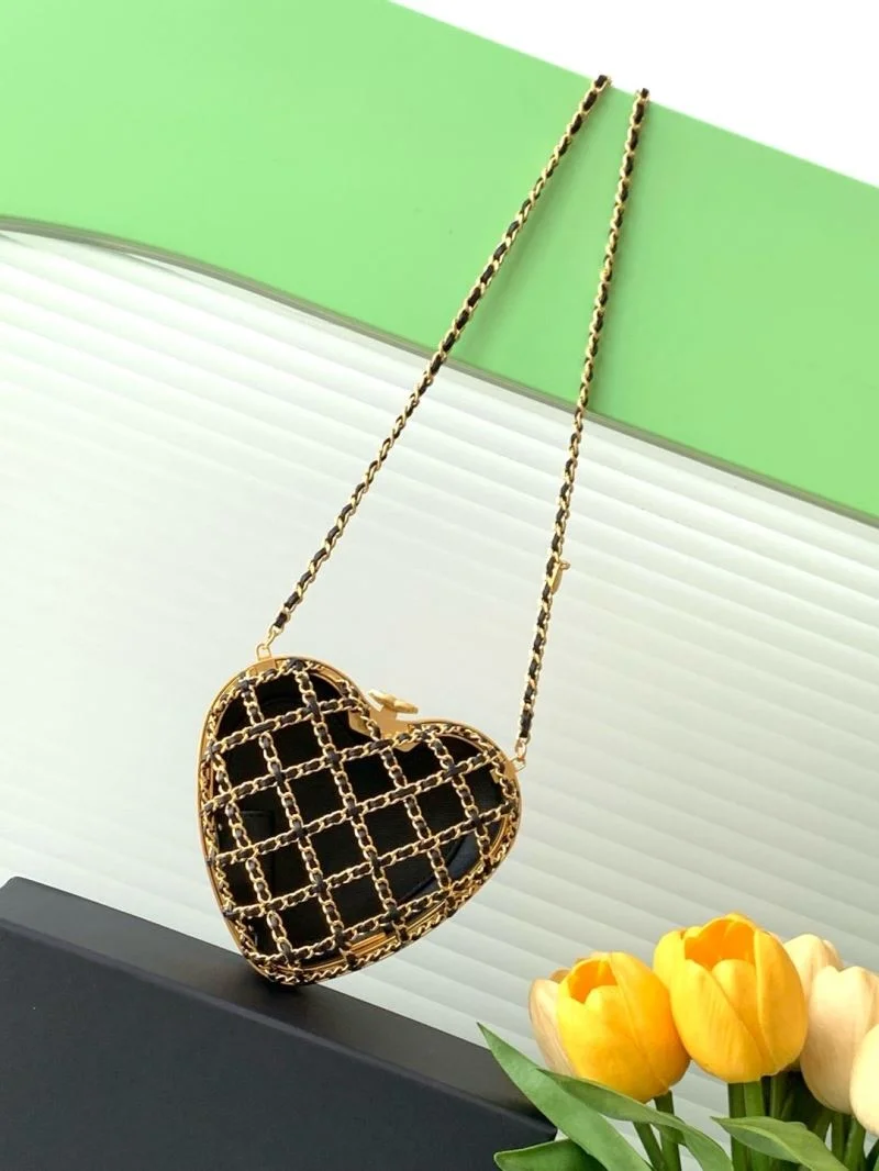 Chanel Cosmetic Bags WellDesigned 53432
