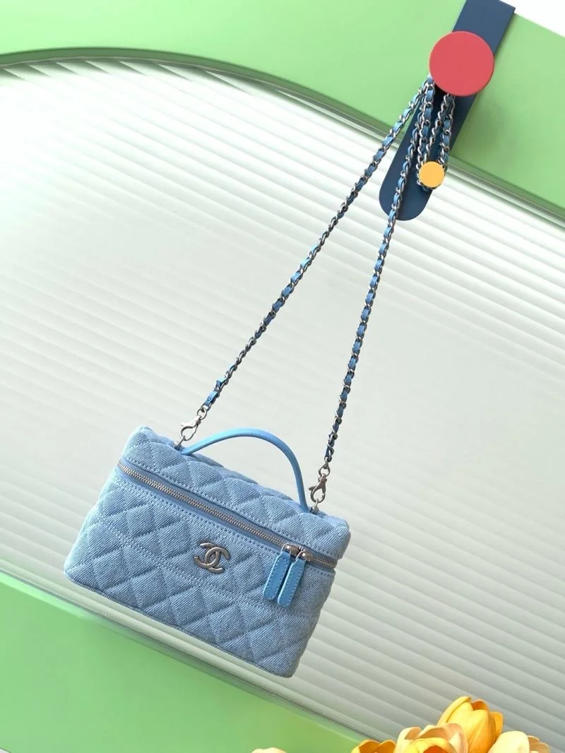 Chanel Cosmetic Bags Reliable 53420